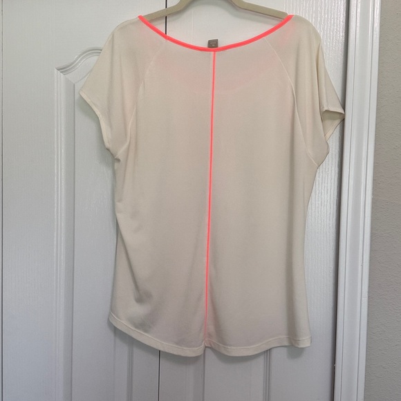 Banana Republic Cream Blouse with Neon Pink Trim size XL - Picture 3 of 4